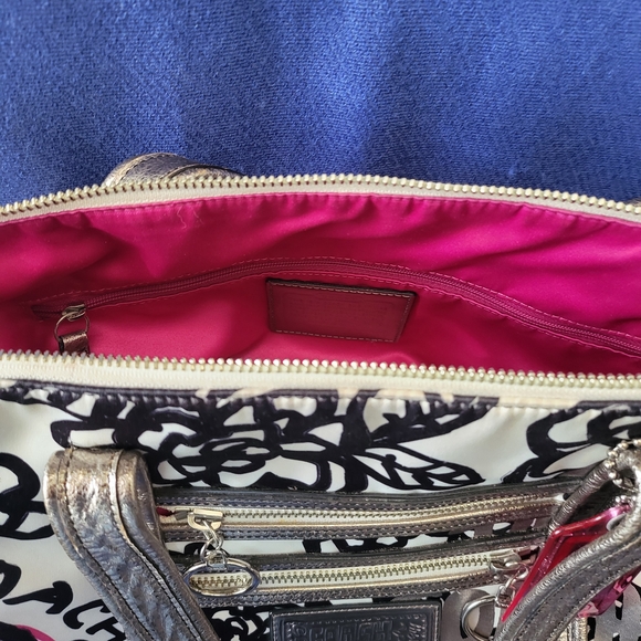 Coach Women's Graphic Tote Bag - Black and Cream - Picture 12 of 15